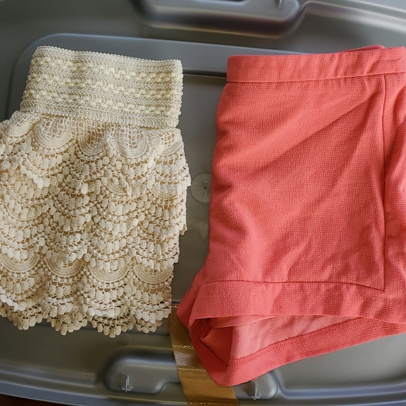 Dress shorts - Picture 2 of 2